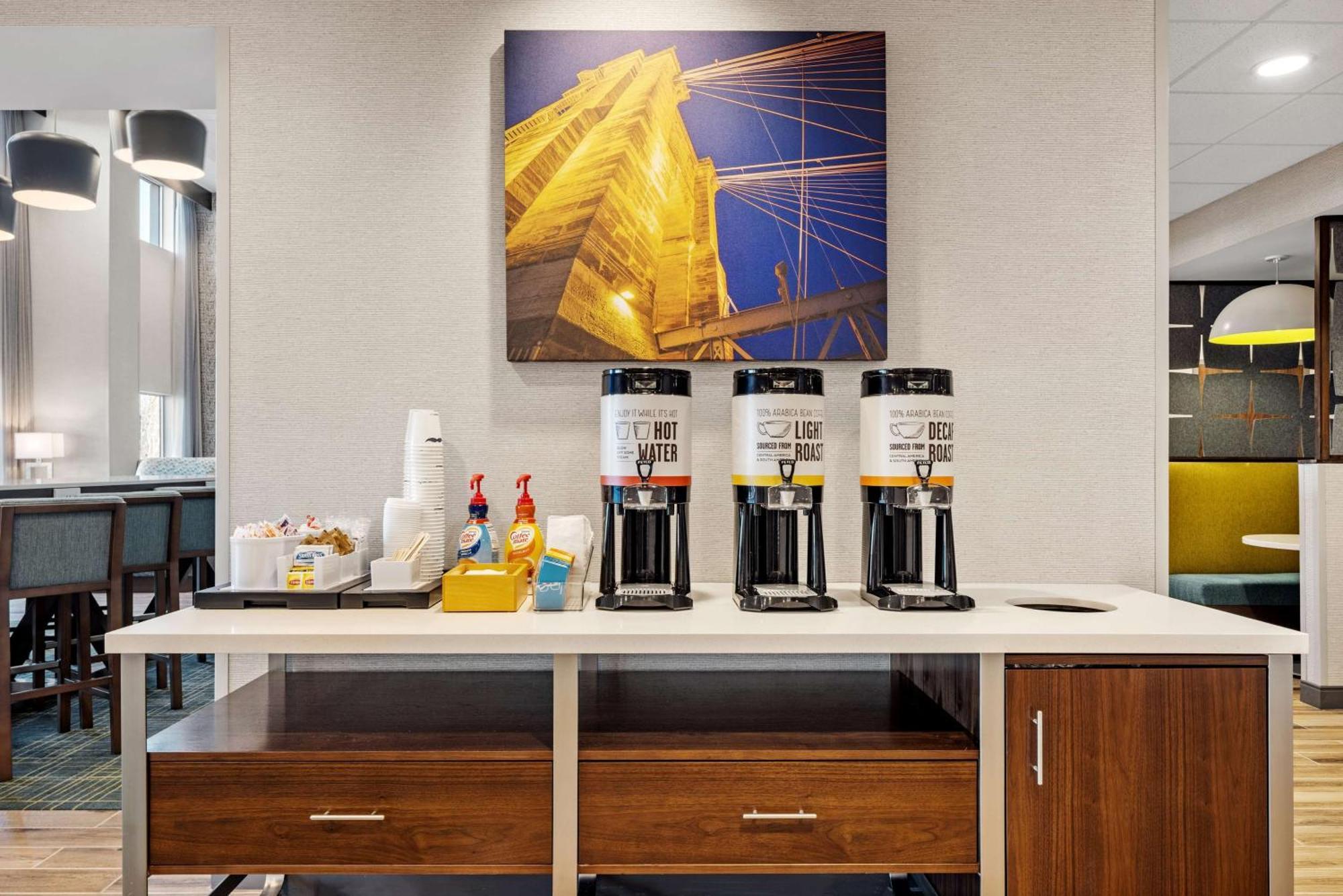 Hampton Inn & Suites Cincinnati West, Oh Dent Bagian luar foto